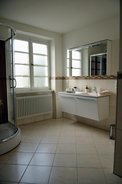 Karolingerhof Hotel Krov Bagian luar foto