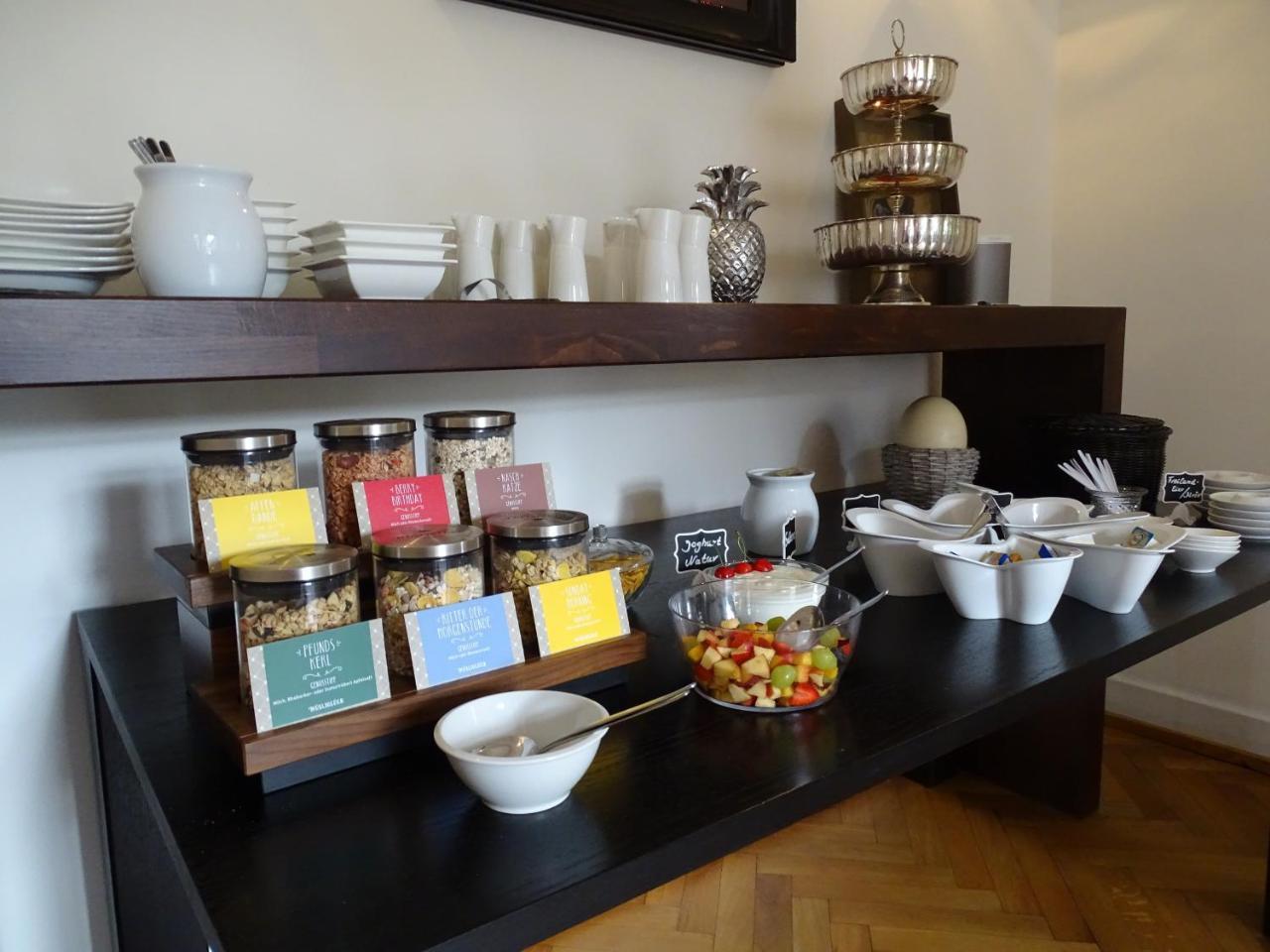 Karolingerhof Hotel Krov Bagian luar foto