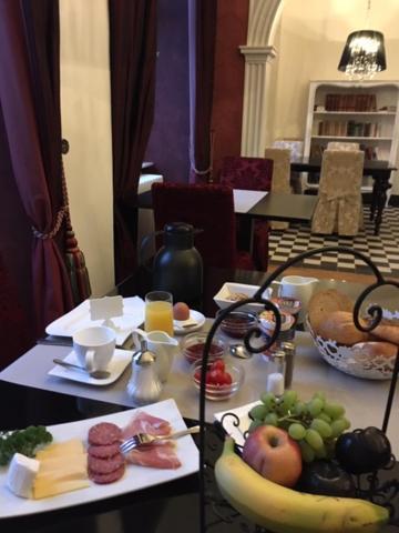 Karolingerhof Hotel Krov Bagian luar foto