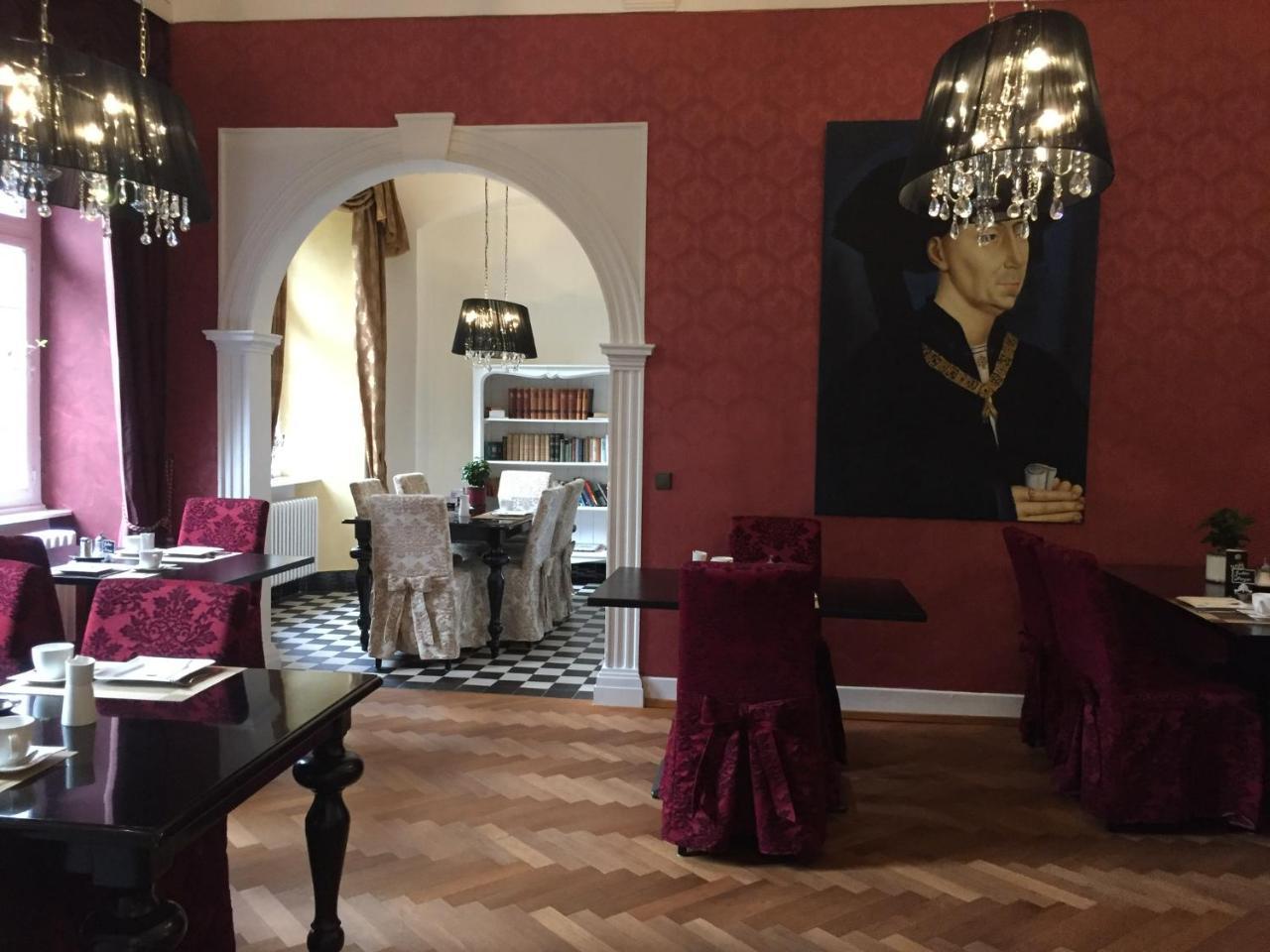 Karolingerhof Hotel Krov Bagian luar foto