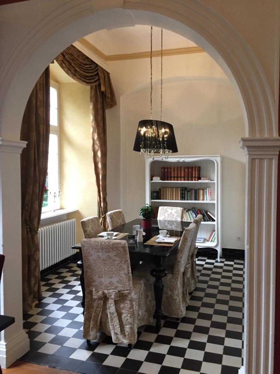 Karolingerhof Hotel Krov Bagian luar foto